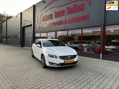Volvo V60 - 2.4 D5 Twin Engine Special Edition / AUTOMAAT / PLUG IN HYBRID / LEDER / STOEVER /