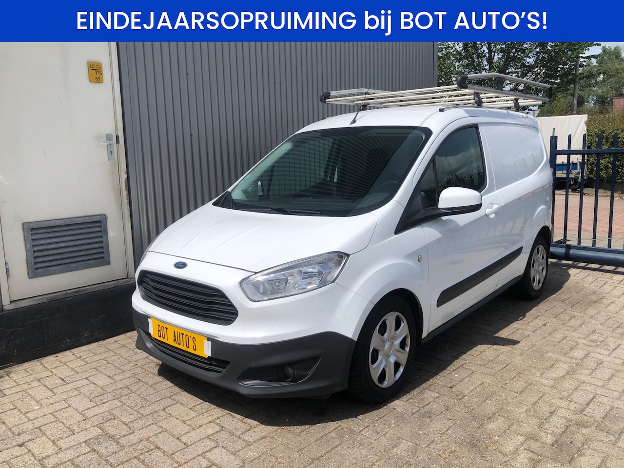 Ford Transit Courier - 1.5 TDCI / EURO 6 / AIRCO / IMPERIAAL / SCHUIFDEUR / ELEK. PAKKET - AutoWereld.nl