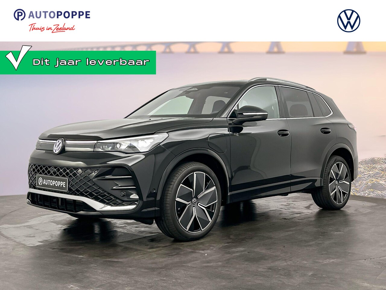 Volkswagen Tiguan - R-Line-Edition 1.5 eHybrid 150 kW / 204 pk SUV 6 v - AutoWereld.nl