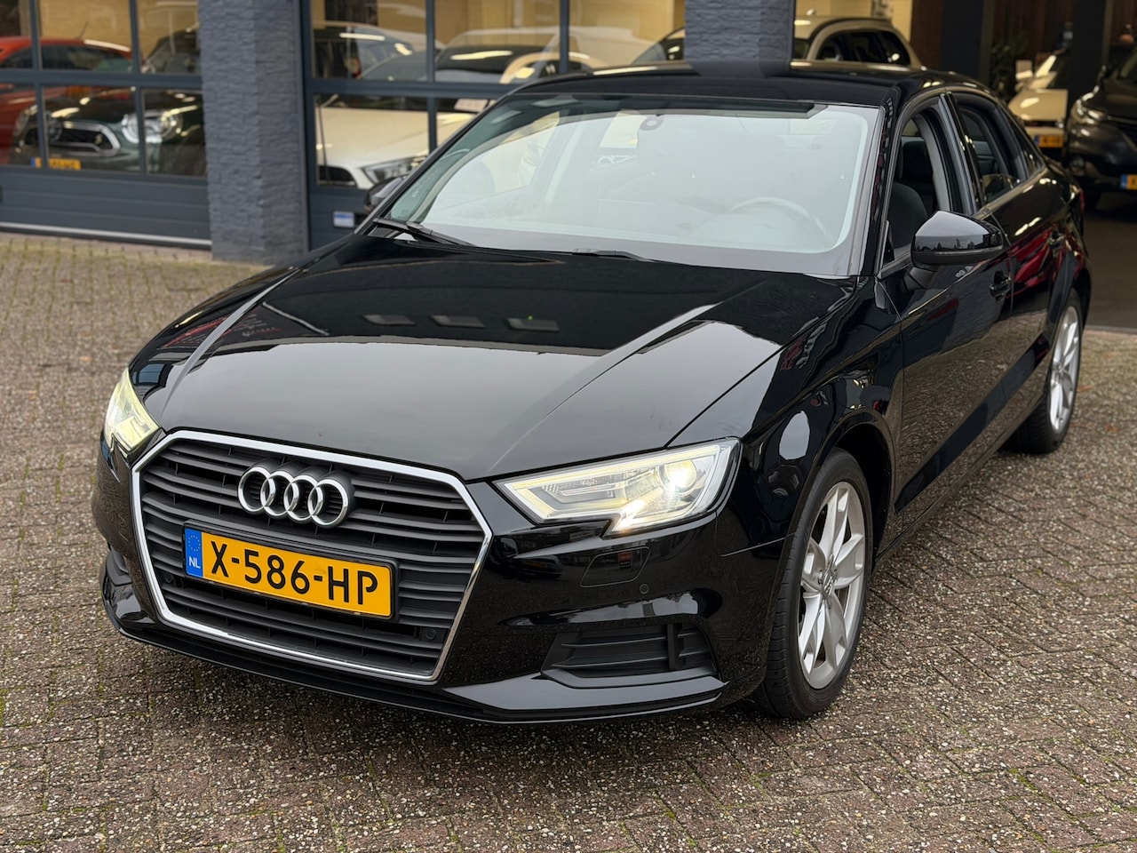 Audi A3 Limousine - 1.0 TFSI S-Line FACELIFT|AIRCO|NAVI|PDC|CRUISEC|STOELVW|NAP!! - AutoWereld.nl