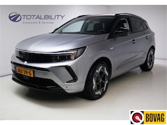 Opel Grandland - 1.6 Turbo Plug-In Hybrid 4x4 GSe 300 PK automaat | Stoel- Stuur en voorruitverw. | Adap. C