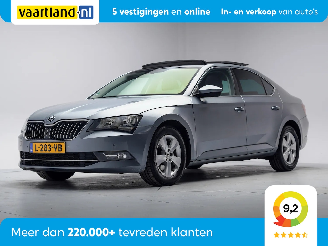 Skoda Superb - 1.6 TDI Style Business [ Panoramadak CarPlay Stoelverwarming] - AutoWereld.nl
