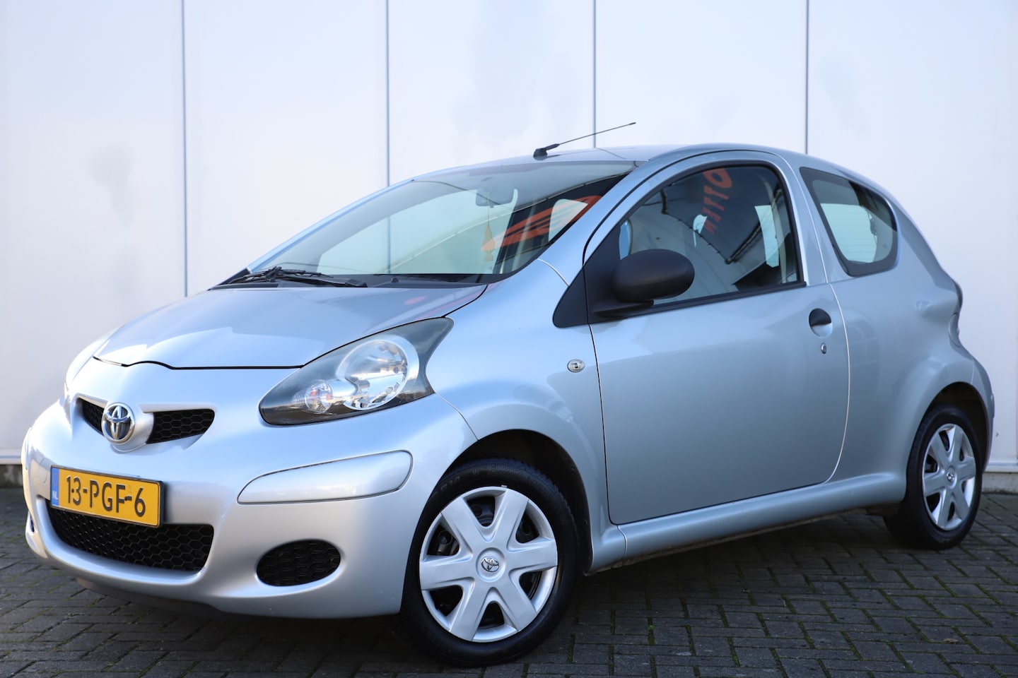 Toyota Aygo - 1.0-12V Access NAP | Toerenteller | Nieuwe APK & Onderhoud | - AutoWereld.nl