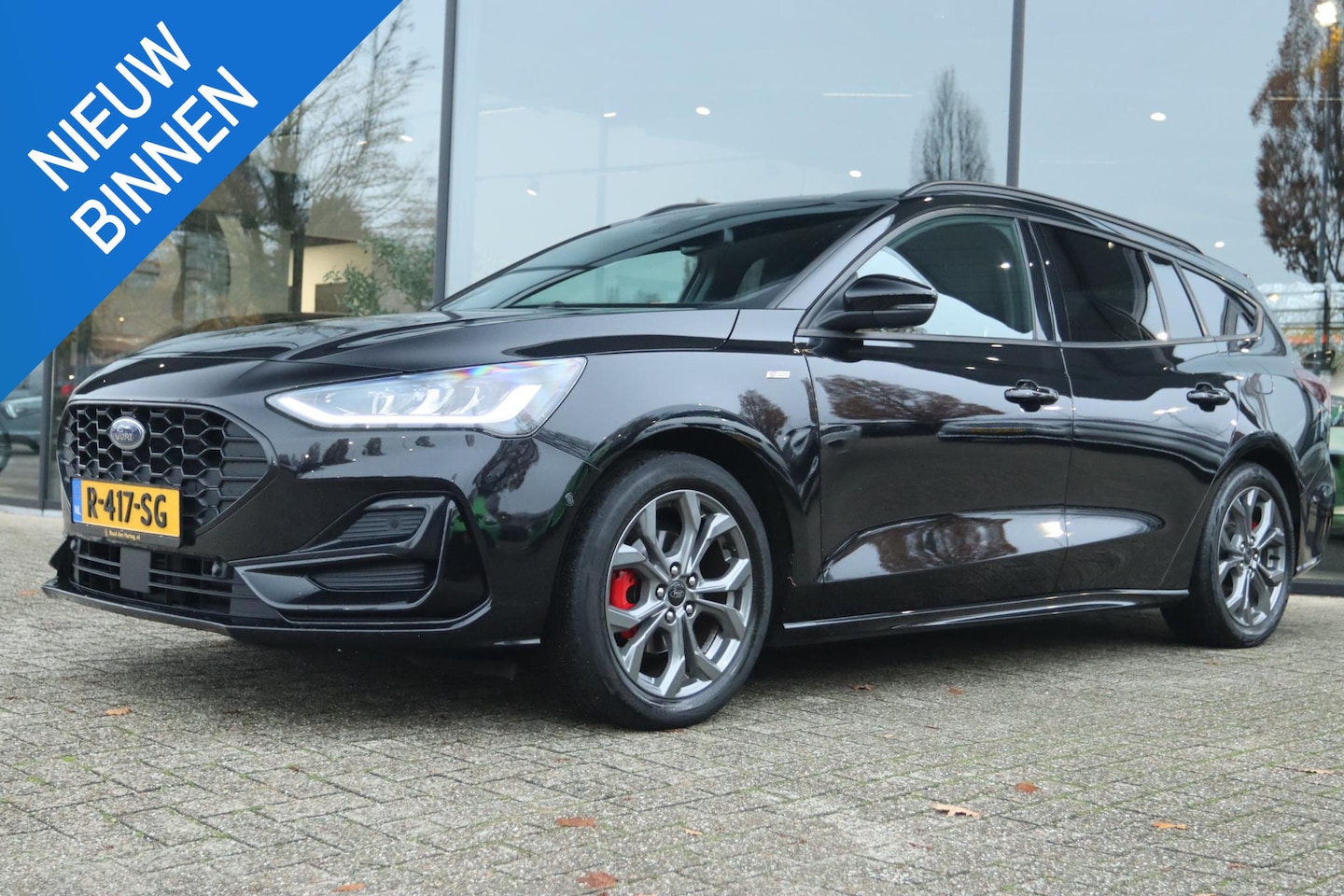 Ford Focus Wagon - 1.0 ECOBOOST HYBRID ST-LINE | CARPLAY | WINTERPACK | TREKHAAK | KEYLESS | CAMERA | CRUISE - AutoWereld.nl