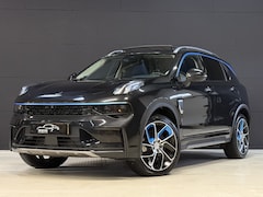 Lynk & Co 01 - 1.5 | Panoramadak | Apple Carplay | 360 Camera | Stoelverwarming Infinity | ACC