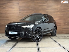 Volvo XC60 - 2.0 T6 Plug-in hybrid AWD Ultra Black Edition | Pano | Luchtvering | 21' inch | Harman/Kar