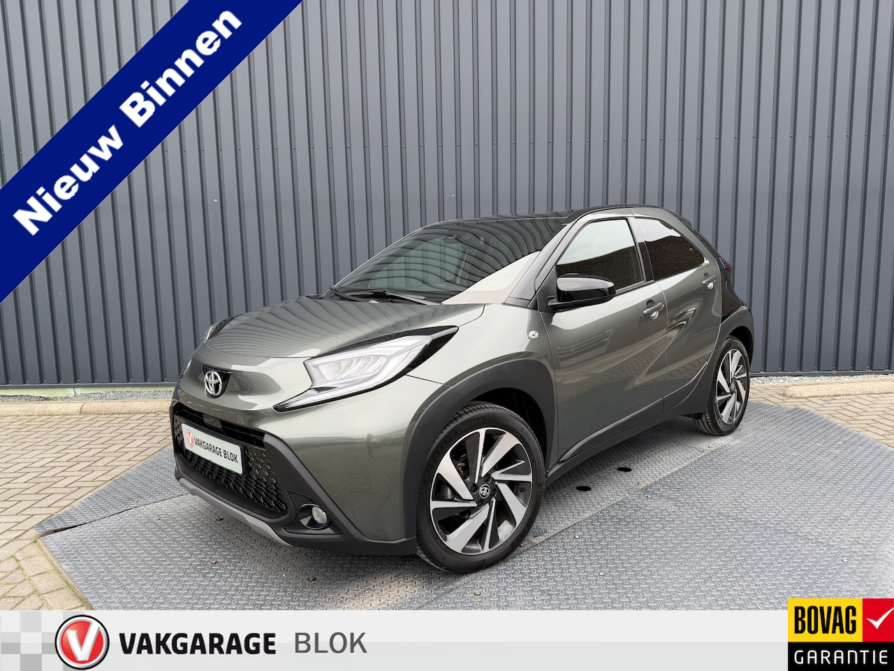Toyota Aygo X - 1.0 VVT-i S-CVT Premium | Nieuwstaat | 10 jaar GARANTIE | Rijklaar!! - AutoWereld.nl