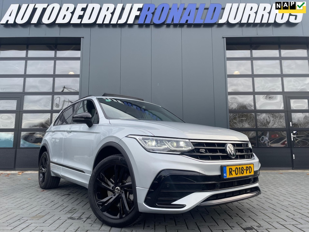 Volkswagen Tiguan - 1.4 TSI eHybrid R-Line Business+ NL.Auto/245Pk/Panoramadak/Camera/Virtual Cockpit/Alcantar - AutoWereld.nl