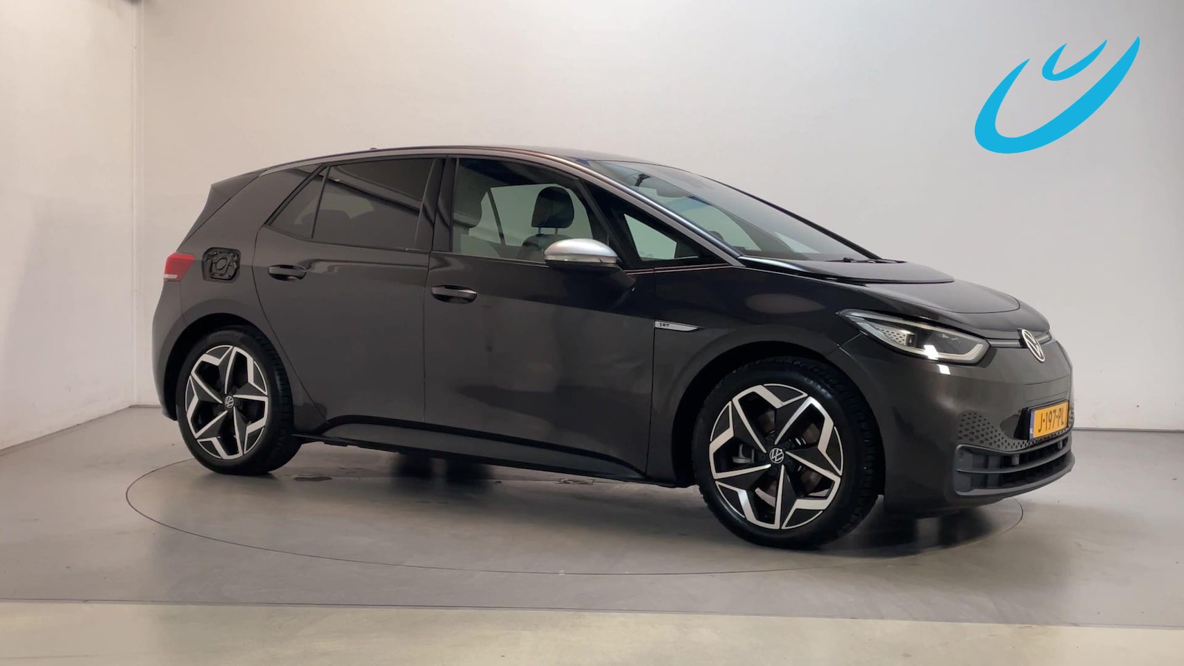 Volkswagen ID.3 - First Plus 58 kWh LED Stoelverwarming Navigatie DAB+ - AutoWereld.nl