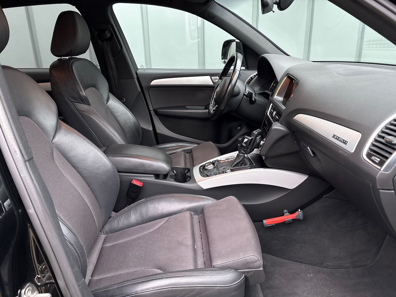 Audi Q5 - 2.0 TDI quattro Adrenalin Sport AUTOMAAT//CLIMA//NAVI//CRUISE//PDC//TREKHAAK//QUATTRO