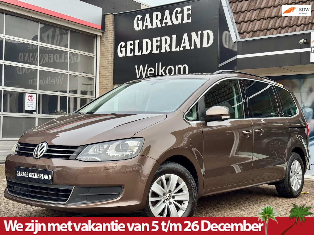 Volkswagen Sharan - 1.4 TSI Highline 7p. | Pano | Bi-Xenon | Full-Led | Cruise | Climate | Trekhaak! - AutoWereld.nl