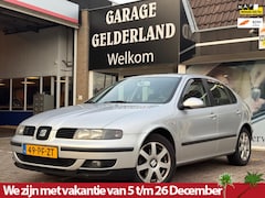 SEAT Leon - 1.8-20V Executive | Leder/Alcantara | Automaat | G3 | Centr.v | Unieke uitvoering