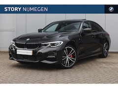 BMW 3-serie - 330e High Executive M Sport Automaat / Schuif-kanteldak / Sportstoelen / Laserlight / Comf
