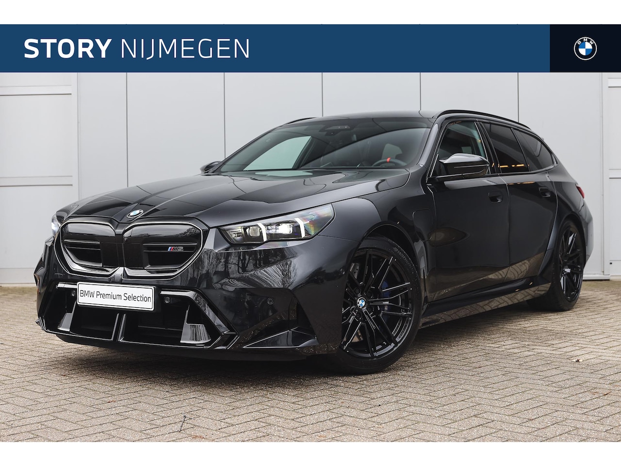 BMW 5-serie Touring - M5 Automaat / M Drive Professional / Trekhaak / Bowers & Wilkins / M Multifunctionele Stoe - AutoWereld.nl