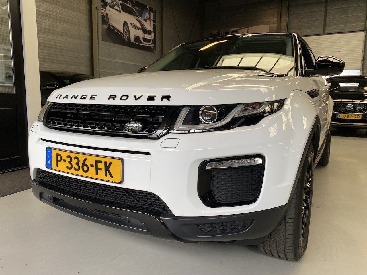 Land Rover Range Rover Evoque - 2.0 Si4 SE Cruise, Pano, Navi, Leer - AutoWereld.nl