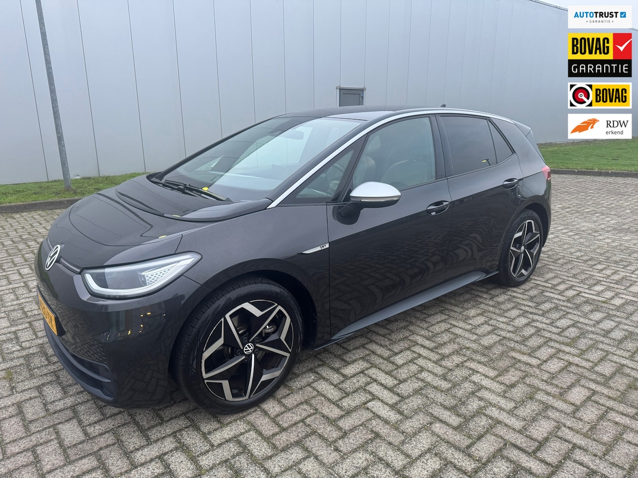 Volkswagen ID.3 - First Plus 58 kWh , automaat , carplay - AutoWereld.nl