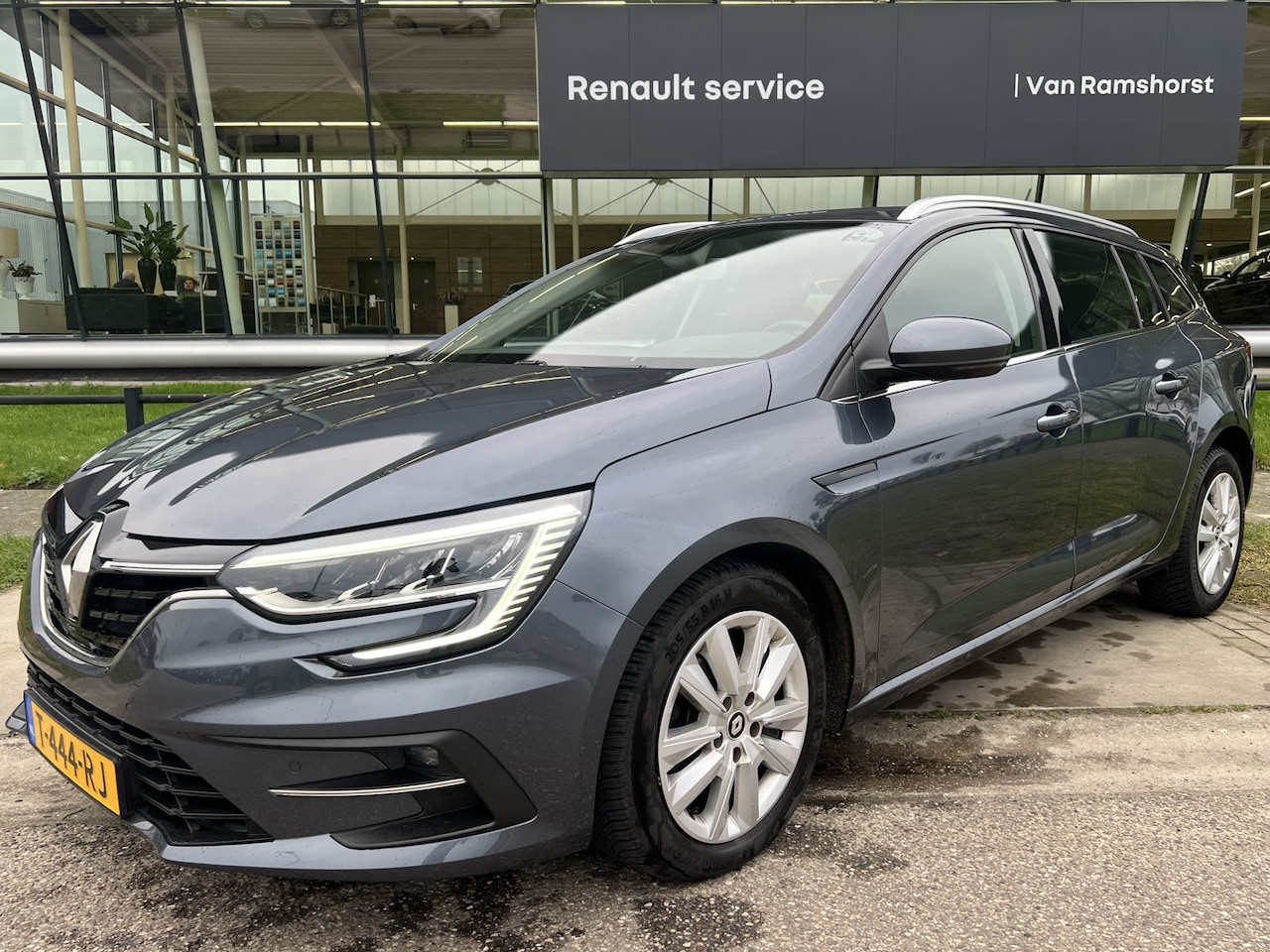 Renault Mégane Estate - 1.3 TCe 140PK Equilibre / Dealer onderhouden / Climate / Cruise / Parkeersensoren V+A / NA - AutoWereld.nl