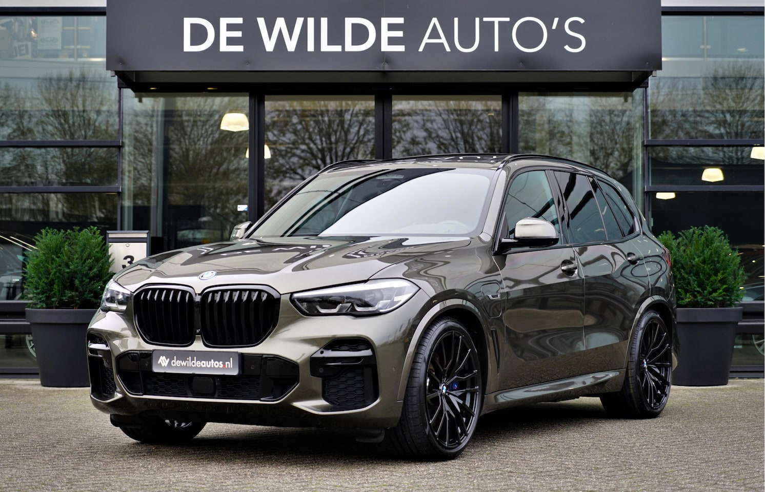 BMW X5 - xDrive45e M-sport 394pk Bowers&Wilkins Pano Trekhaak Stoelventilatie Head-up 360-camera 22 - AutoWereld.nl