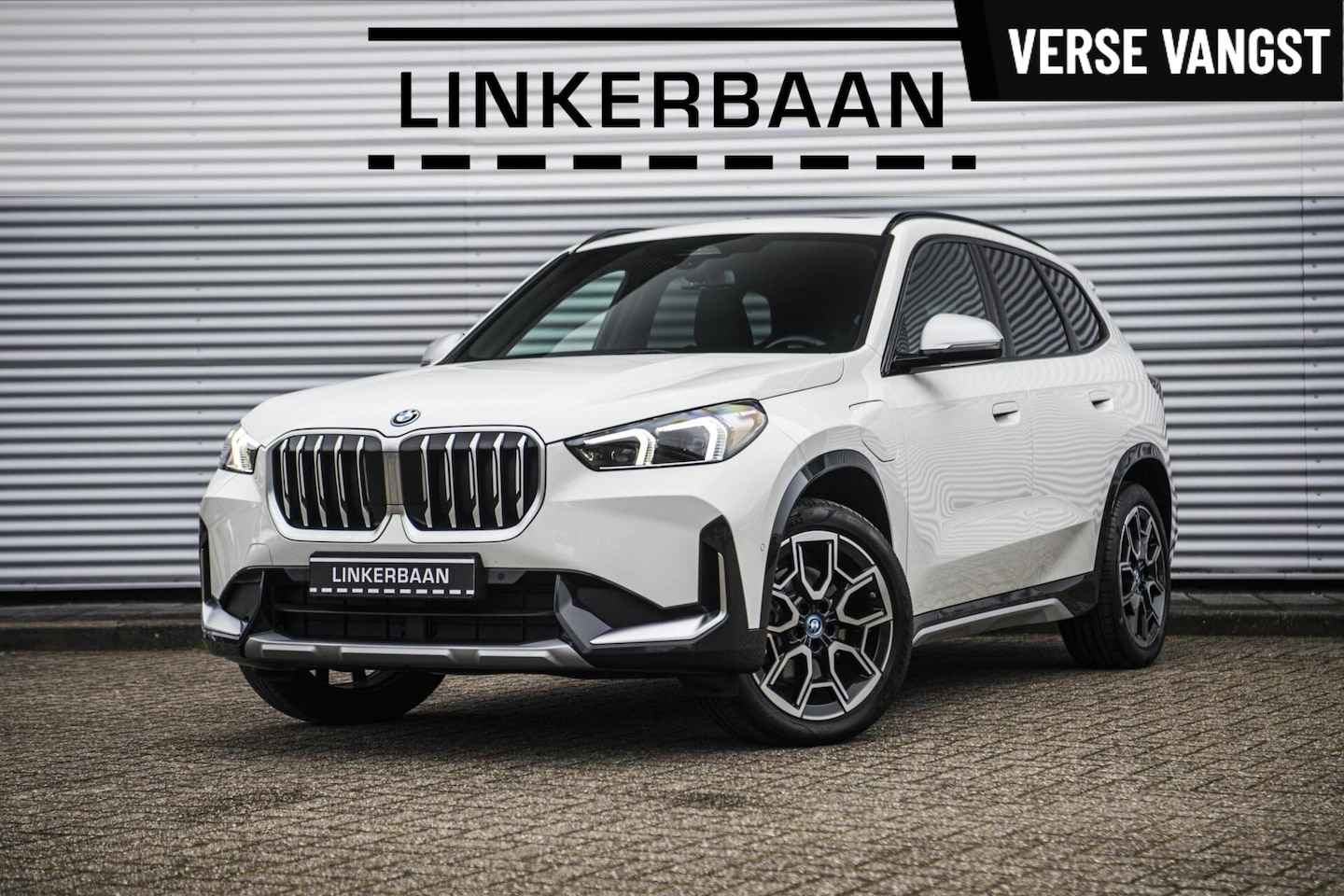 BMW X1 - xDrive25e Hybride | Panodak | H&K | X Line | 19 inch | NL auto | - AutoWereld.nl