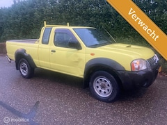 Nissan Navara - Kingcab 2.5 DTi PICK-UP AIRCO 4 WD