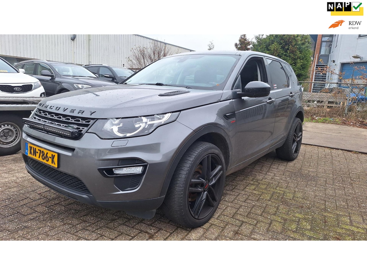 Land Rover Discovery Sport - 2.0 eD4 E-Capability Urban Series Pure 2.0 eD4 E-Capability Urban Series Pure (ketting hoorbaar) - AutoWereld.nl
