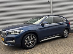 BMW X1 - (f48) xDrive25e 220pk | Schuif/Kanteldak | Head Up Display | Camera |
