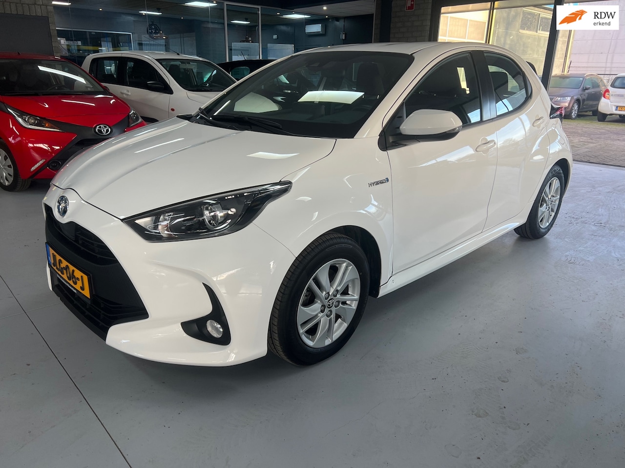 Toyota Yaris - 1.5 Hybrid 115 Comfort - AutoWereld.nl