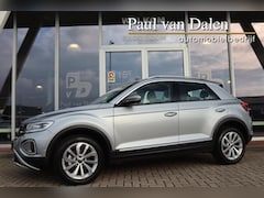 Volkswagen T-Roc - 1.5TSI 150PK AUTOMAAT STYLE Navi Carplay | Adapt.Cruise | Electr.Klep | Camera | Keyless |