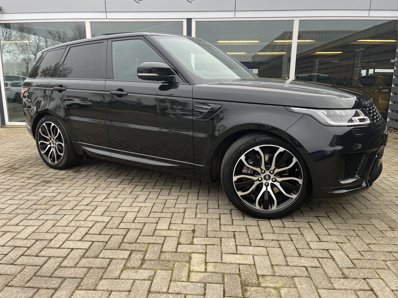 Land Rover Range Rover Sport - 3.0 SDV6 HSE Dynamic Schuif-kantel / Leer / Virtual / Trekhaak / Carplay - AutoWereld.nl