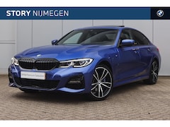 BMW 3-serie - 330e M Sport Automaat / Schuif-kanteldak / Laserlight / Comfort Access / Sportstoelen / He