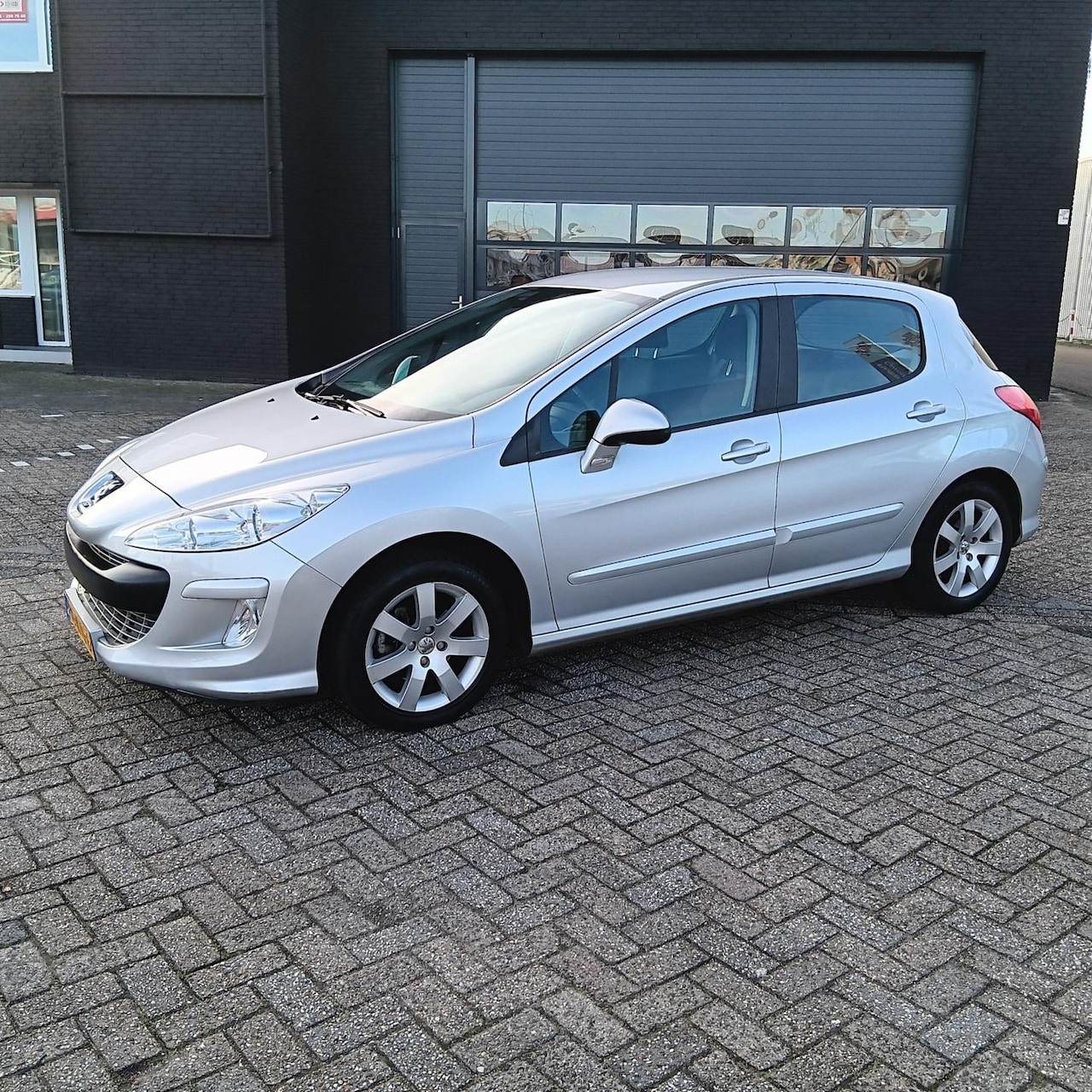 Peugeot 308 - 1.6 VTi XS 1.6 VTi XS - AutoWereld.nl