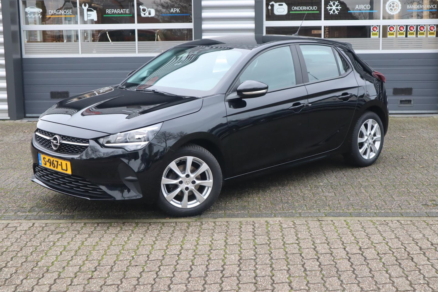 Opel Corsa - 1.2 Level 2 1.2 Level 2 - AutoWereld.nl