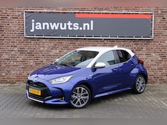 Toyota Yaris - 1.5 Hybrid Executive Bi-Tone