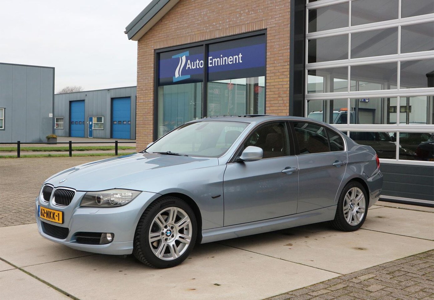 BMW 3-serie - 318i 2.0 105kW AUT weinig km Vol opties - AutoWereld.nl