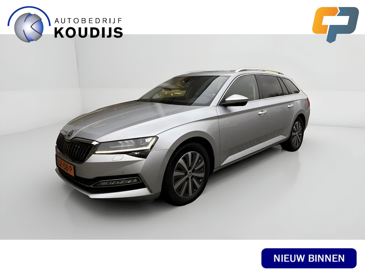 Skoda Superb Combi - 1.4 TSI iV Business Edition Plus 1.4 TSI iV Business Edition Plus (Elek. Trekhaak / Camera / ACC / Stoelverw.) - AutoWereld.nl