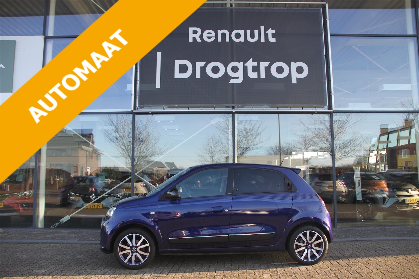 Renault Twingo - 90PK-COSMIC-AUTOM-27DKM!!-CLIMA-CRUISE-BLUET- - AutoWereld.nl