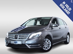 Mercedes-Benz B-klasse - 180 Ambition avm AUTOMAAT NAVI XENON CAMERA TREKHAAK '13
