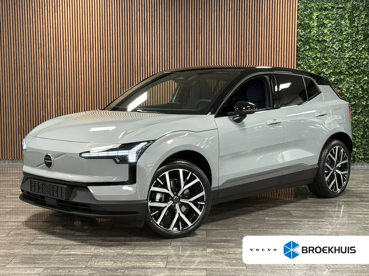 Volvo EX30 - Single Motor Extended Range Europa | Harman Kardon | Elektrische voorstoelen | Adaptieve C - AutoWereld.nl