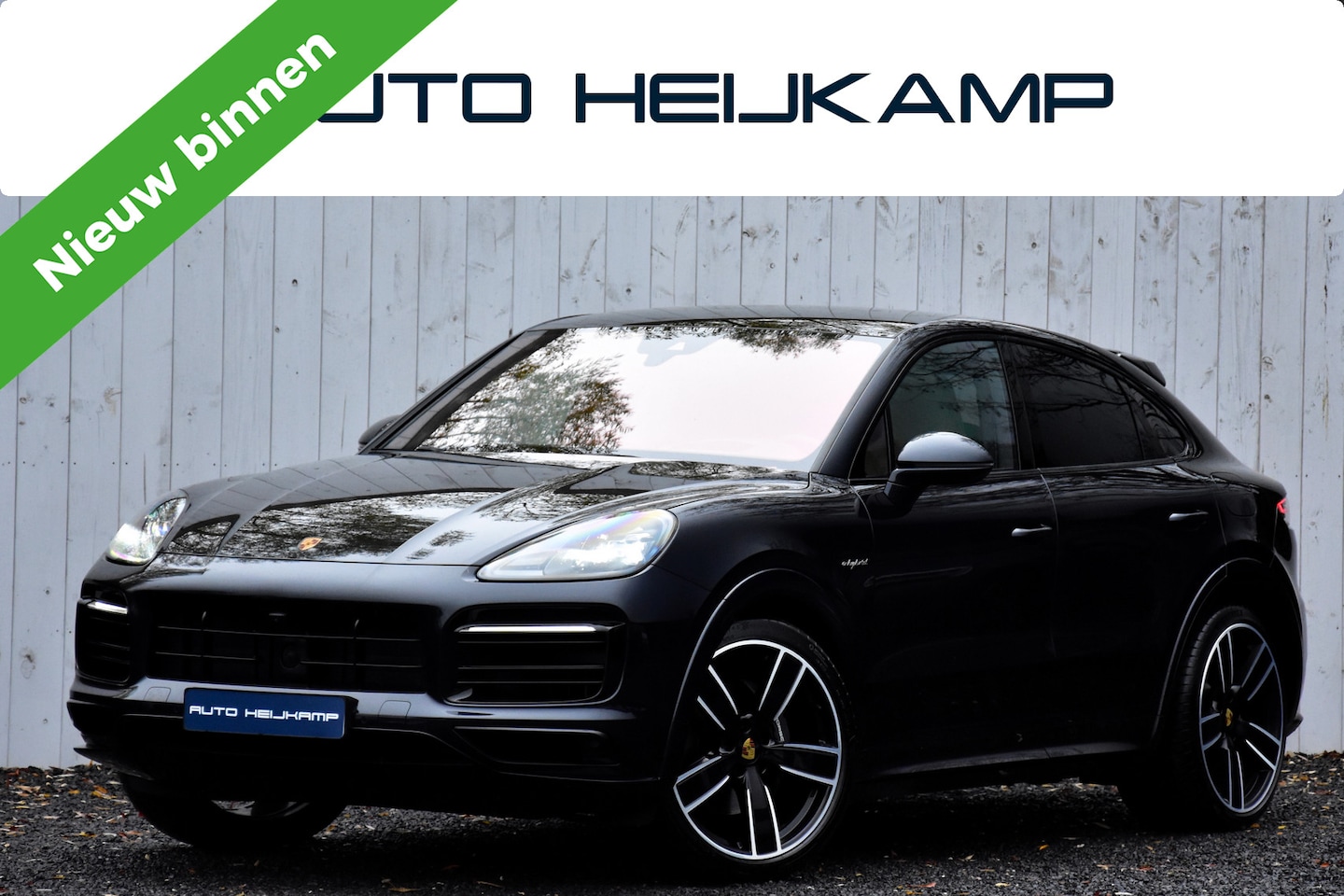 Porsche Cayenne Coupé - 3.0 E-Hybrid Platinum Edition | 4-Wiel sturing | Sportuitlaat | Trekhaak | Sportchrono | - AutoWereld.nl