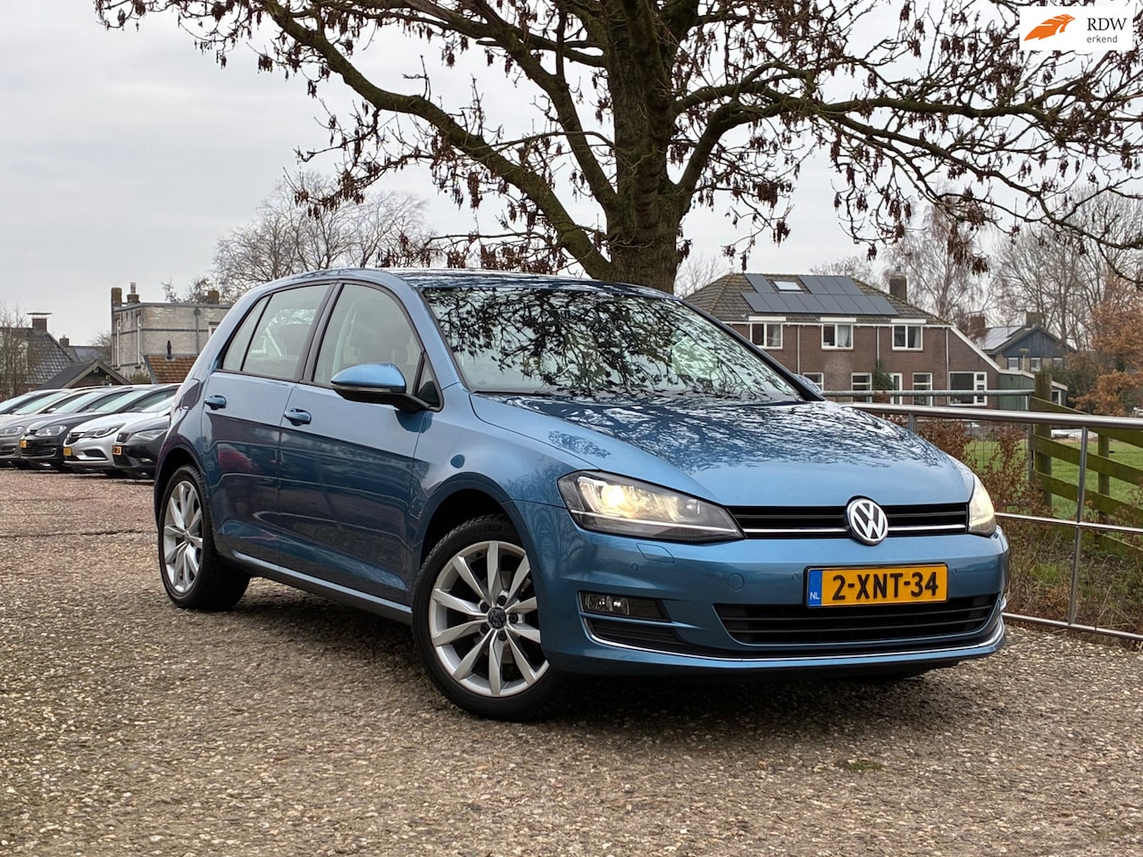Volkswagen Golf - 1.4 TSI ACT Highline | Massage + Keyless + Cruise + Navi Nu € 9.975,-!!! - AutoWereld.nl