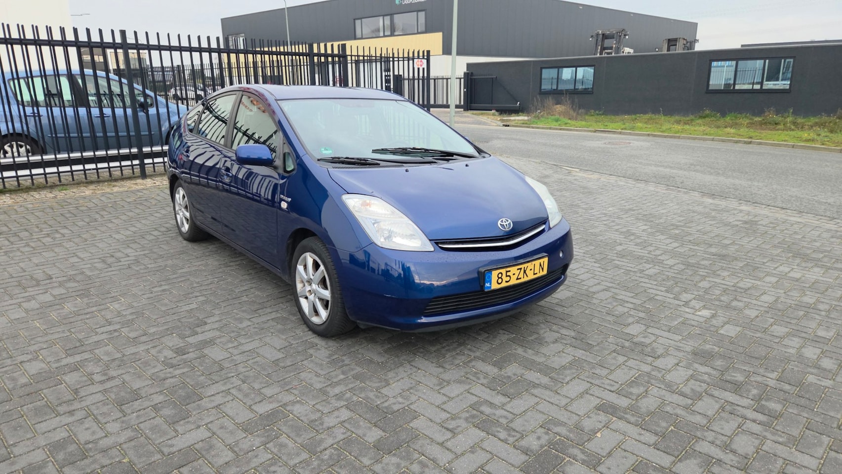 Toyota Prius - 1.5 VVT-i Comfort 1.5 VVT-i Comfort - AutoWereld.nl