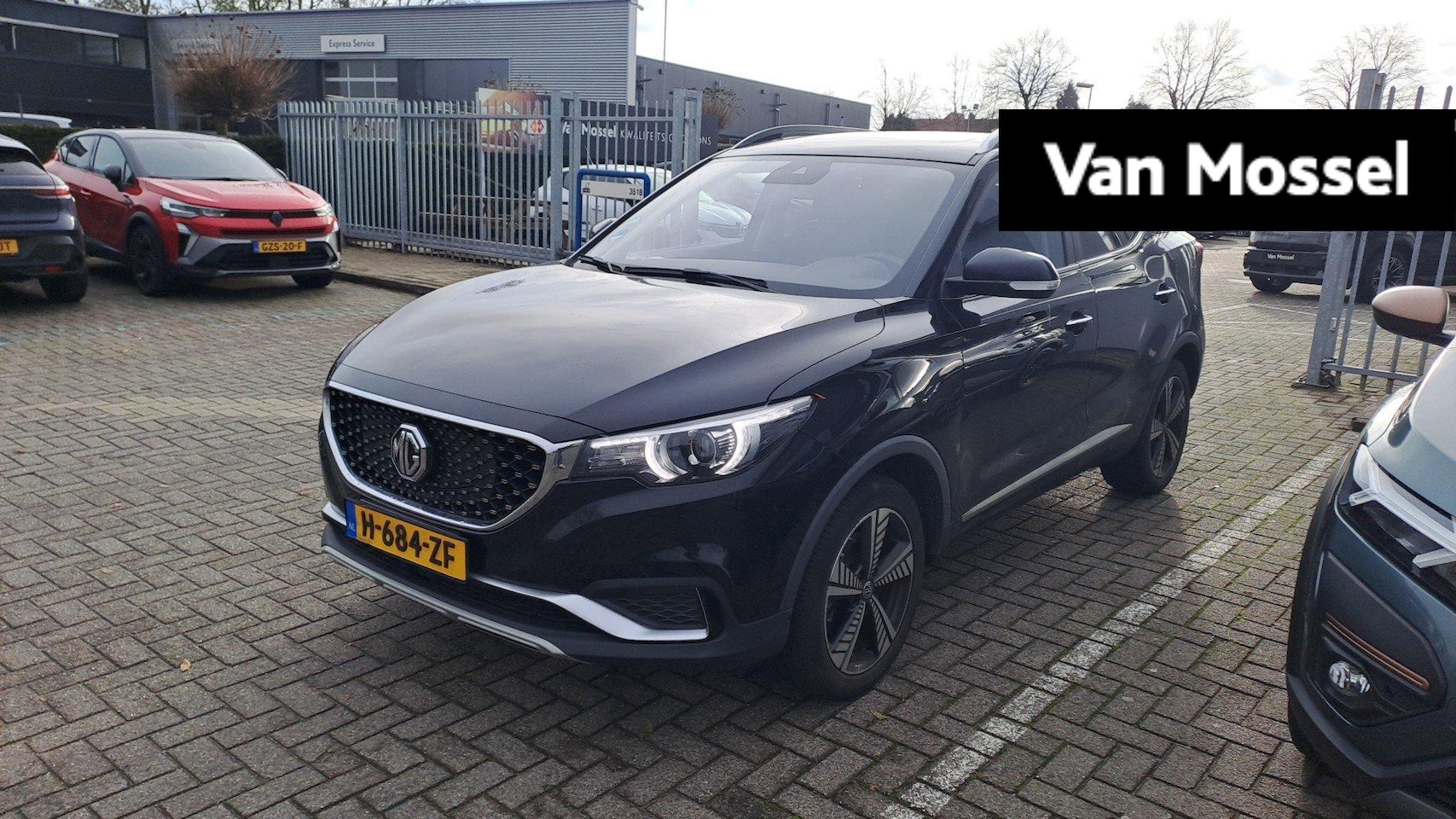 MG ZS - Luxury 45 kWh | Panoramadak | Apple Carplay | Camera | Leder | - AutoWereld.nl