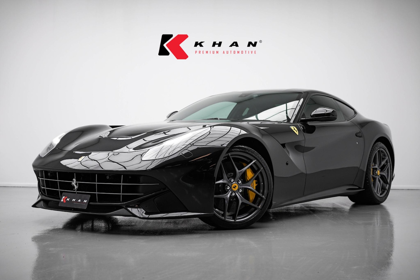 Ferrari F12 - 6.3 Berlinetta HELE |Novitec|Carbon Seats|Signed|Dealer.onderhouden| - AutoWereld.nl