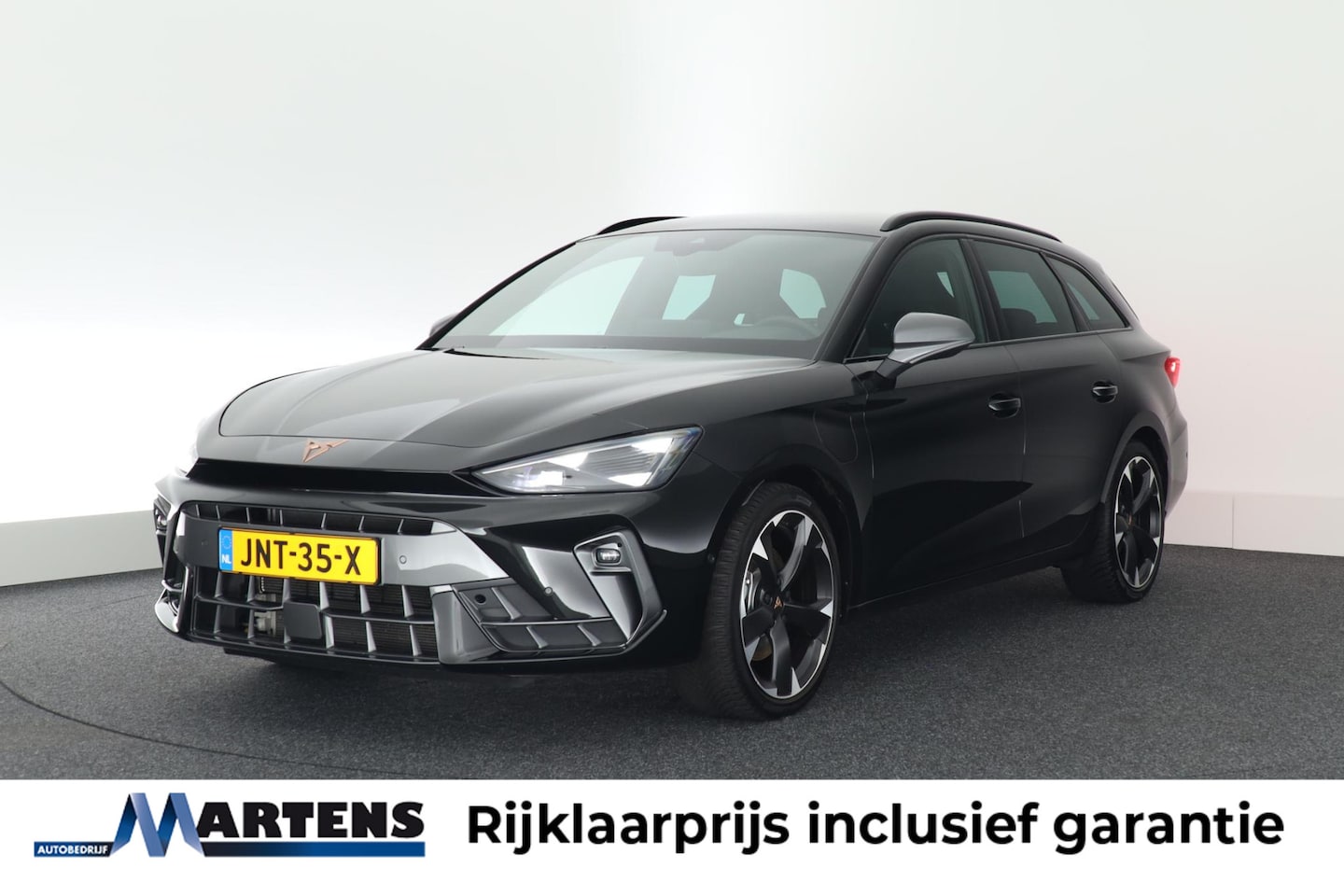 CUPRA Leon Sportstourer - 1.5 TSI 204pk e-Hybrid Business Trekhaak Camera Keyless Memory Stoelverwarming Led Virtual - AutoWereld.nl