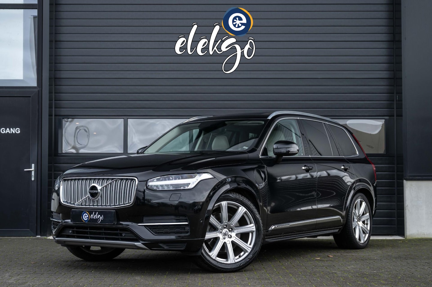 Volvo XC90 - 2.0 T8 Twin Engine AWD Inscription|7pers|Vol|Pano|Trekhaak|Hud| - AutoWereld.nl