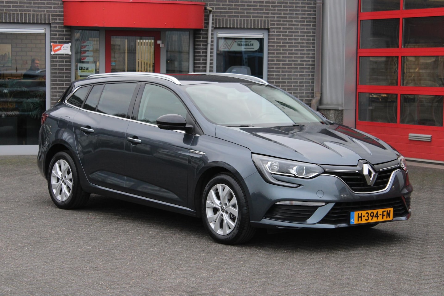 Renault Mégane Estate - 1.3 TCe Limited Navi/Trekhaak 1700kg/Cruise - AutoWereld.nl