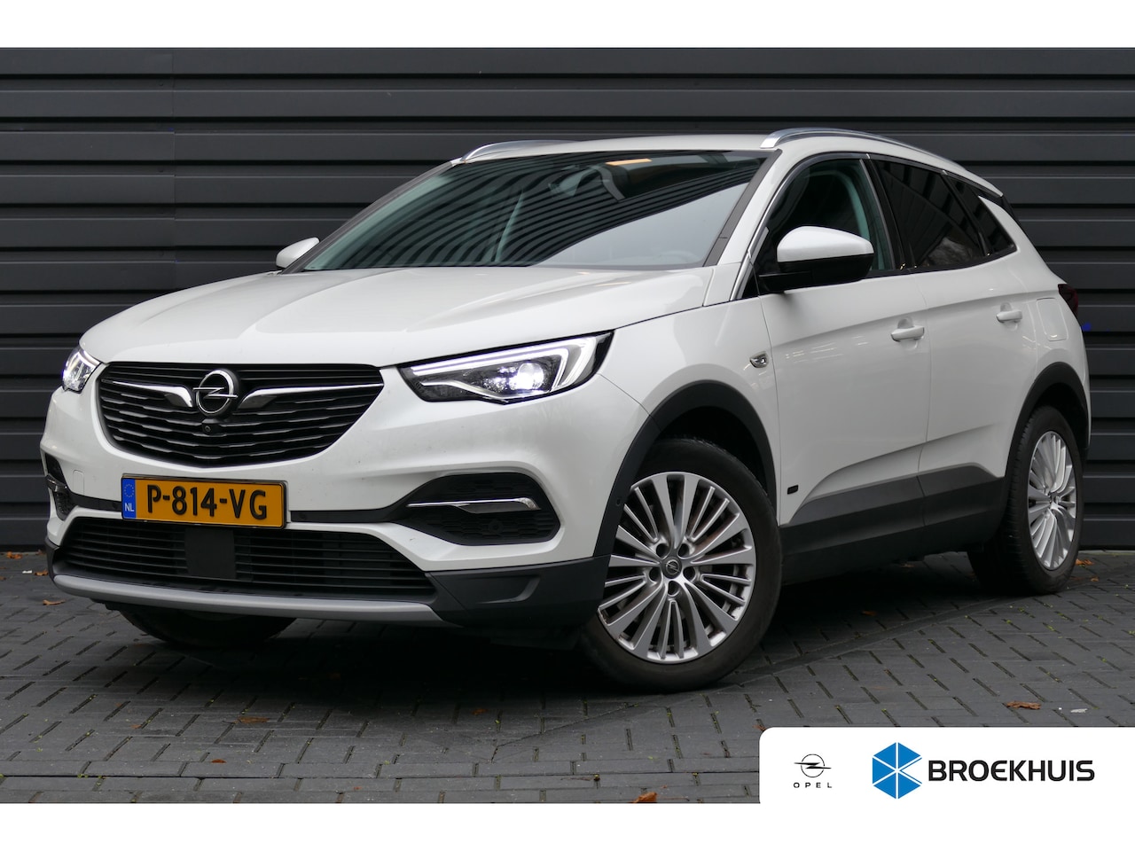 Opel Grandland X - 1.6 TURBO 225PK HYBRID INNOVATION AUTOMAAT / NAVI / LED / CLIMA / PDC / 18"LMV / CAMERA / - AutoWereld.nl