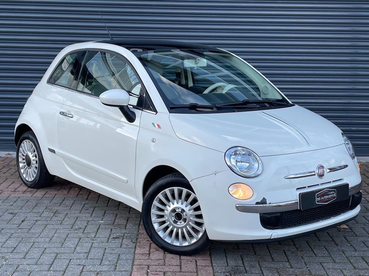 Fiat 500 - 1.2 Lounge Automaat | Airco | Elektr Pakket | Pano - AutoWereld.nl