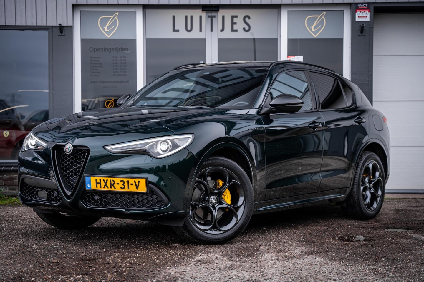 Alfa Romeo Stelvio - 2.0 T Q4 AWD Veloce I Racing-Green I Panorama I H&K I Stoelmemo I Camera I ACC I Stuurverw - AutoWereld.nl