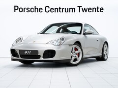 Porsche 911 - Carrera 4S Coupe